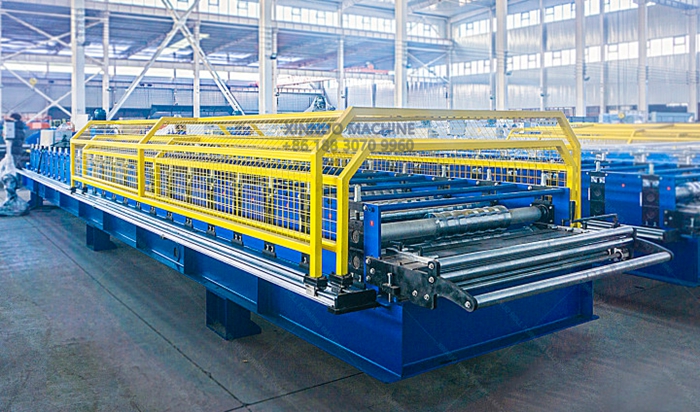 M&aacute;quina perfiladora O-100 precisa y eficiente para techos y paredes.