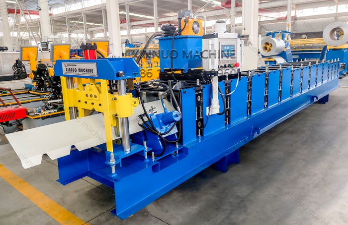 Produce cumbreras met&aacute;licas de acero, aluminio o chapa pintada, ajustable y f&aacute;cil de operar