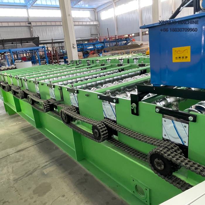 Equipo autom&aacute;tico para producir l&aacute;minas galvanizadas de alta precisi&oacute;n, ideal para techos y muros en Latinoam&eacute;rica