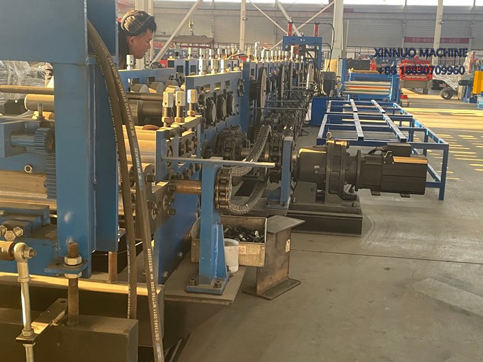 Produce correas C y U de acero con alta precisi&oacute;n y eficiencia para naves y edificios