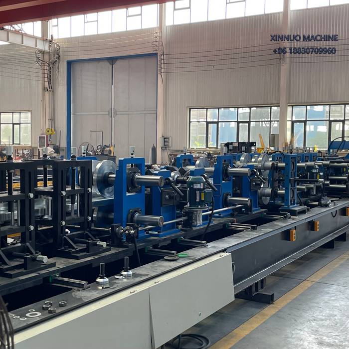 Produce correas C, U y Z de acero con alta precisi&oacute;n y eficiencia para edificios y almacenes