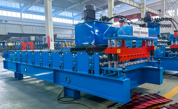 Perfiladora R-101 para l&aacute;minas de techo y muro, eficiente, precisa y confiable para proyectos grandes.