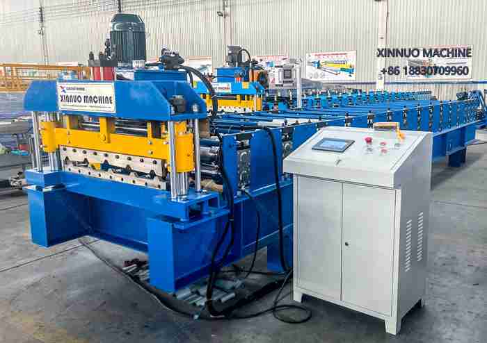 RD-91.5: máquina perfiladora para láminas de techo y muro, alta eficiencia y precisión garantizada.