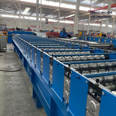 Equipo autom&aacute;tico para fabricar l&aacute;minas R-101 con corte hidr&aacute;ulico y perfilado preciso