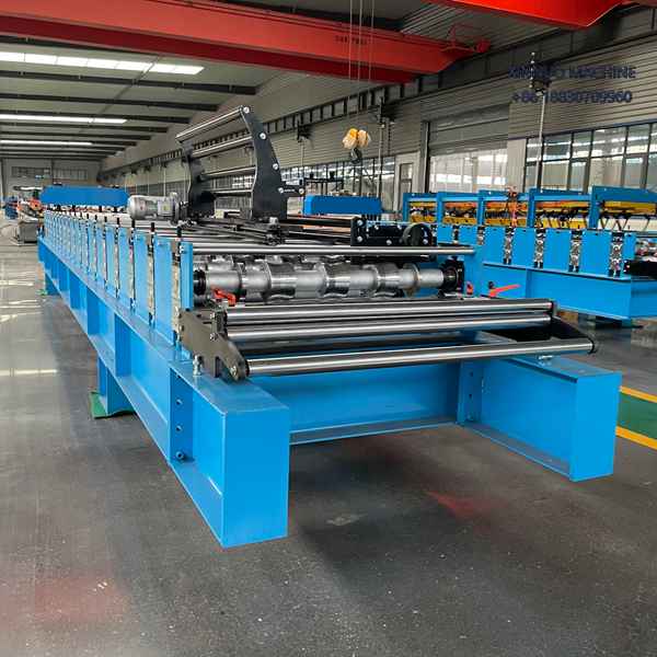 Equipo automático para fabricar láminas TR5 con corte hidráulico y perfilado preciso