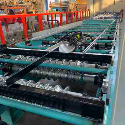 Equipo autom&aacute;tico para producir calaminas de acero galvanizado, aluzinc o prepintado con alta precisi&oacute;n