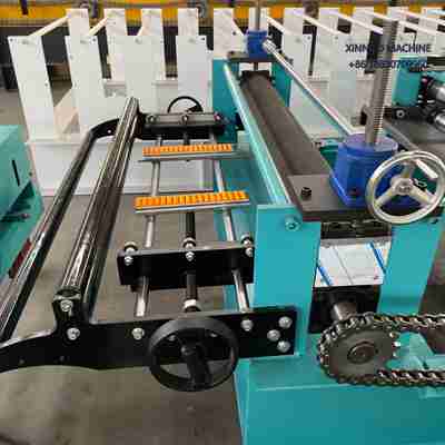 Máquina automática para fabricar telhas onduladas com corte hidráulico e perfil uniforme