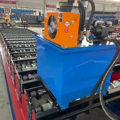 TP40 machine for metal roof sheets, efficient and easy to operate, perfect for Brazilian projects.