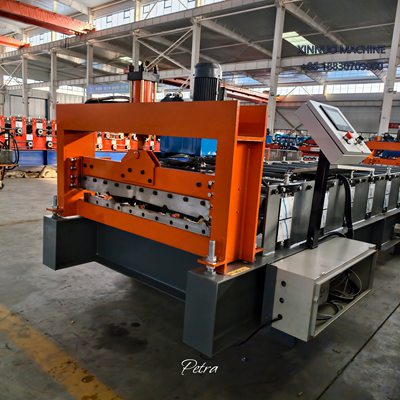 Acanaladora TR5 para zinc y acero, eficiente y fácil de usar, ideal para techos en Latinoamérica.