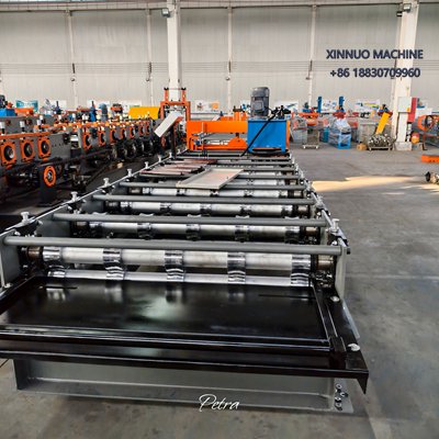 Perfiladeira de telha trapezoidal TP-22, estrutura durável, fácil operação e suporte completo no Brasil.