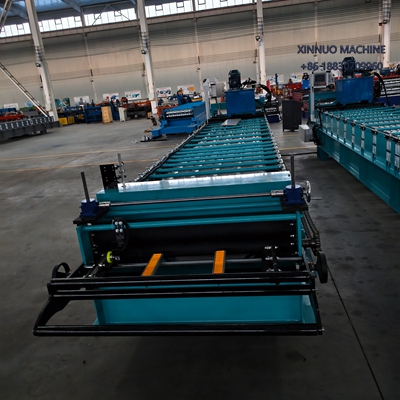 High-speed trapezoidal roof sheet roll forming machine for durable and precise metal roofing.