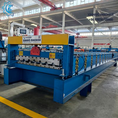 La R-72 produce paneles met&aacute;licos R-72 con alta precisi&oacute;n, corte limpio y operaci&oacute;n estable y eficiente.