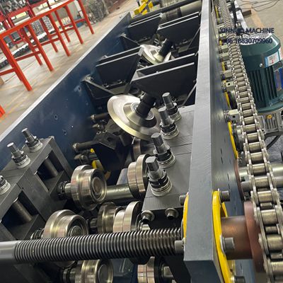 C75-150: C Purlin roll forming machine, 1&ndash;3 mm thick, 30 m/min, PLC control, hydraulic cutting.