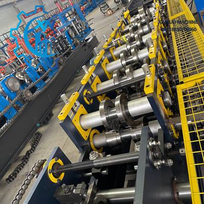 Formadora C75-150 para producir perfiles C de 75&ndash;150 mm con perfilado autom&aacute;tico y corte hidr&aacute;ulico.