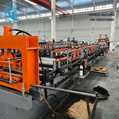 Perfiladeira automática de viga C, alta precisão, corte hidráulico e produção contínua confiável.