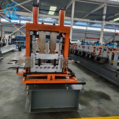 Perfiladeira automática de viga C, alta precisão, corte hidráulico e produção contínua confiável.