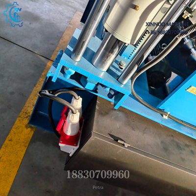 Roladora de l&aacute;mina R-101 y O-30, doble perfil, cambio r&aacute;pido, corte hidr&aacute;ulico y operaci&oacute;n inteligente.