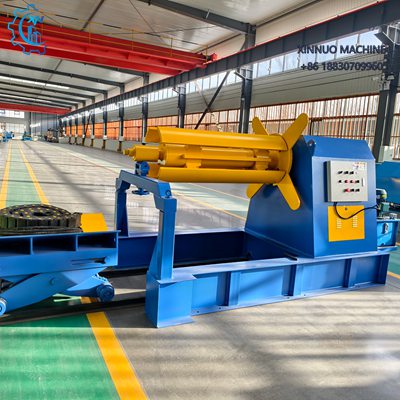 Desenrollador autom&aacute;tico 5 toneladas, hidr&aacute;ulico, con carro de carga y control de velocidad.