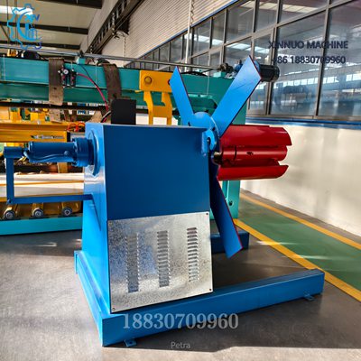 Desenrollador automático de 5 toneladas, hidráulico, sin carro, diseñado para líneas de perfiles.