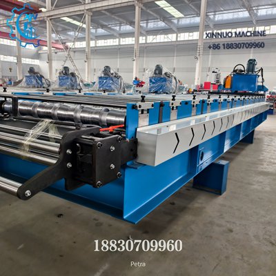 Imagen de m&aacute;quina autom&aacute;tica para fabricar planchas de zinc trapezoidales de alta eficiencia