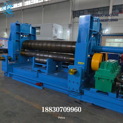 M&aacute;quina cilindradora de planchas hidr&aacute;ulica W11S-30&times;2500 para rolado de placas met&aacute;licas