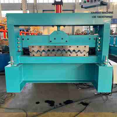 Máquina para fábricar calaminas