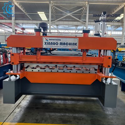 Máquina acanaladora de lamina para fabricar R-101