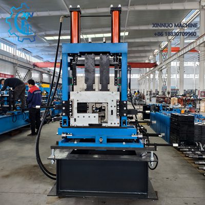 Máquina perfiladora automatica de cinta C Z U