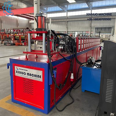 Máquina para fabricar cortinas metálicas