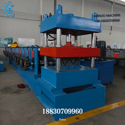 Guardrail machine