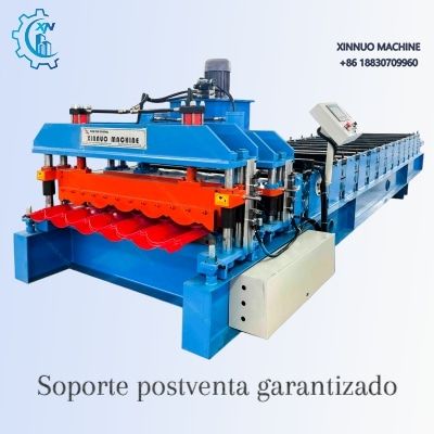 Máquina formadora de tejas de acero