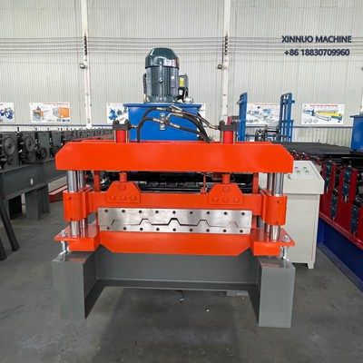 R-72 Metal Roof Forming Machine