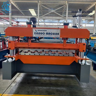 Máquina acanaladora de lamina para fabricar R-101