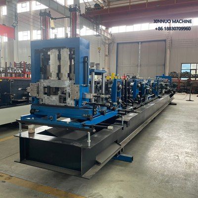 Máquina Perfiladeira Automática para Perfis C e Z