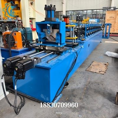 Ridge forming machine